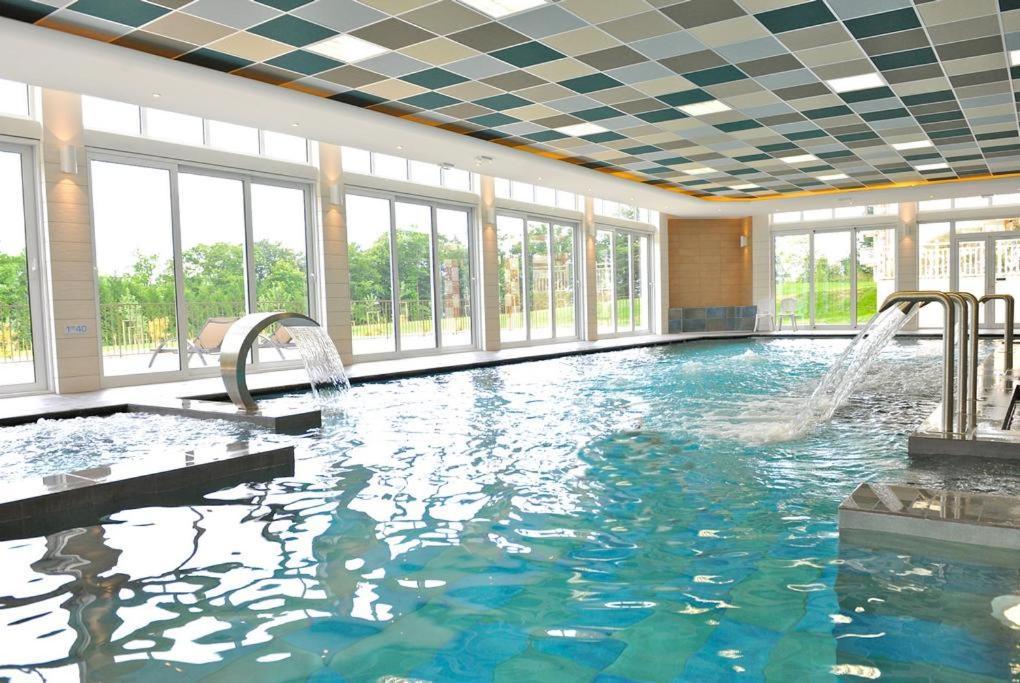 Studio Avec Superbe Vue 5Min A Pied Des Thermes Bagnoles de l'Orne Normandie Exterior foto